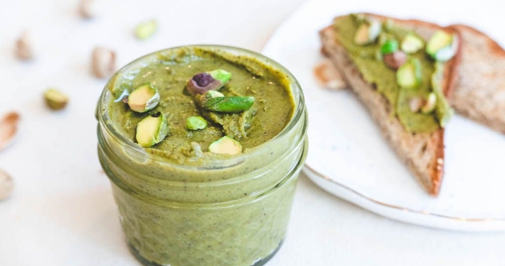 One of the most nutritious and delicious pistachio derivatives is pistachio butter.